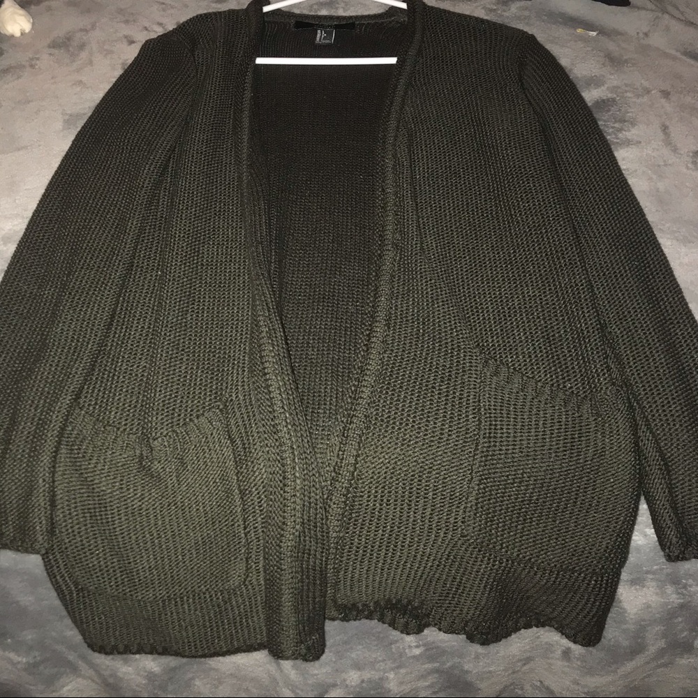 🌻Green cardigan